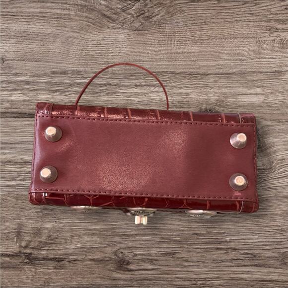 Vintage Western Brown Woven Crossbody Bag w/ Silver Hearts - Picture 6 of 8